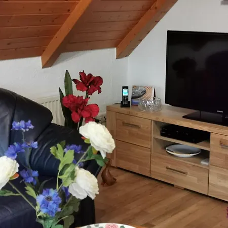 In Wilhelmsfehn Mit Grossem Balkon By Interhome Daire Wiesmoor